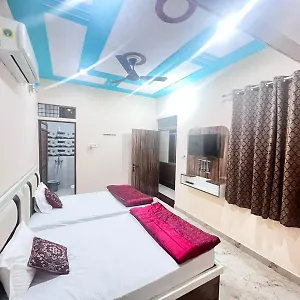 Homestay The Orchid - Walkable Distance From Taj Mahal, Agra (Uttar Pradesh)