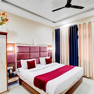 Homestay The Five Dimension, Agra (Uttar Pradesh)